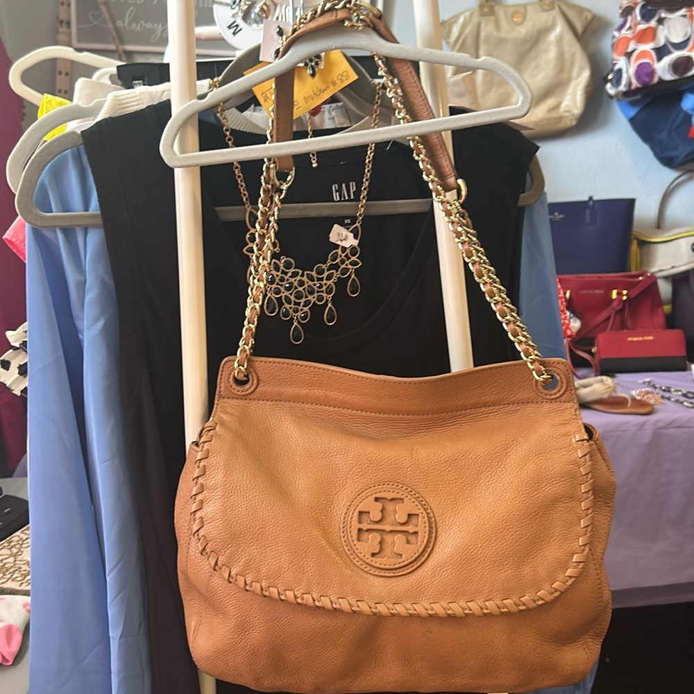 Tory Burch - Callouts- see handles - inside good to very good. Non smokers clean